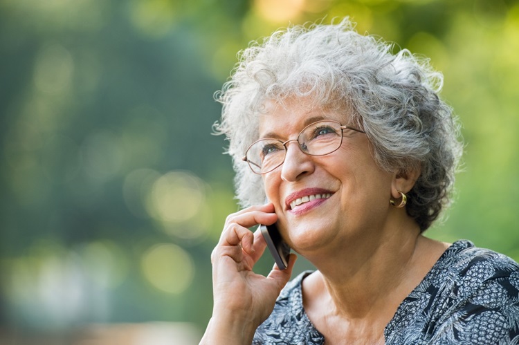 How Families Can Protect Ageing Parents From AI Voice Scams